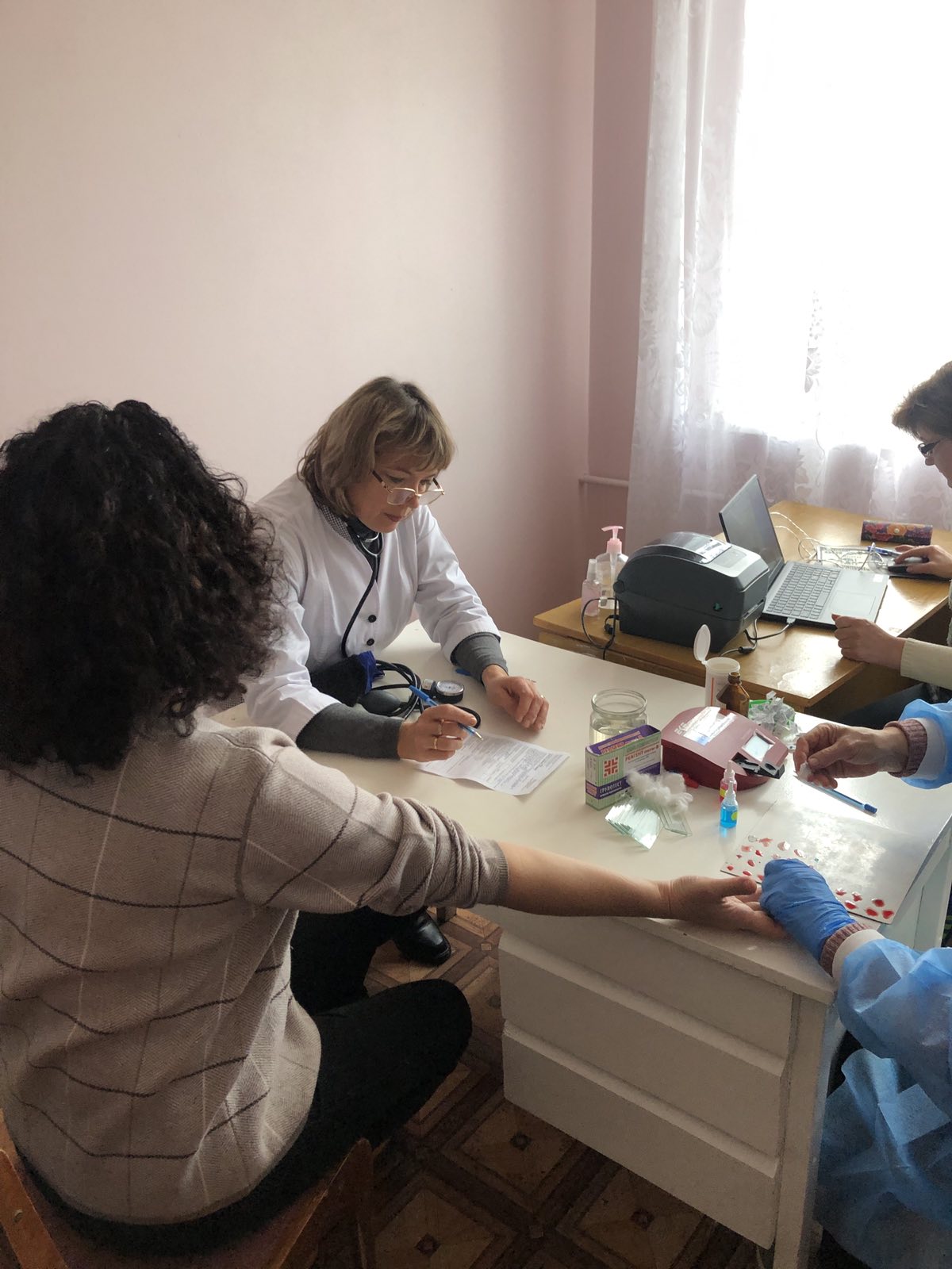 Працівники компанії БІАГР здали кров для хворих та поранених захисників України